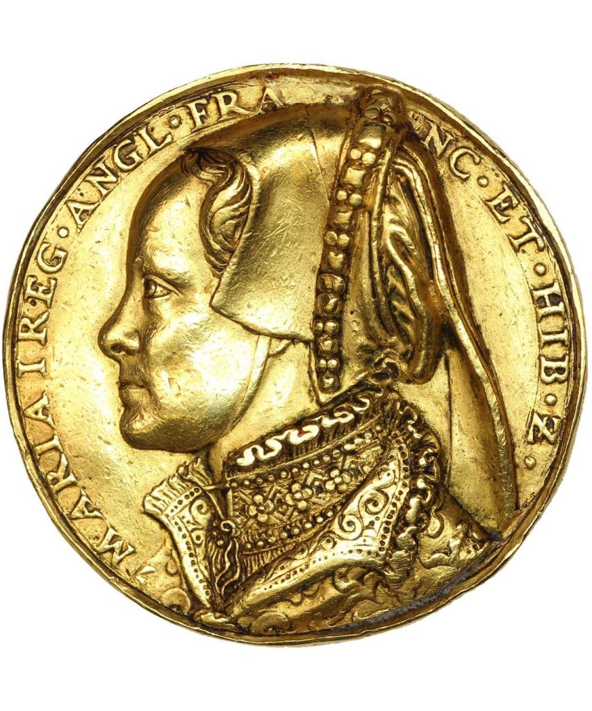 Gold portrait medal (1555)